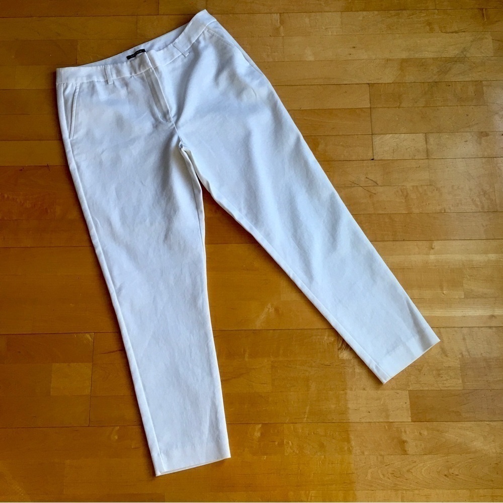 Jones New York High-Rise, Stretch, Straight Leg Capri Pant, White, Size 8 - Picture 3 of 17